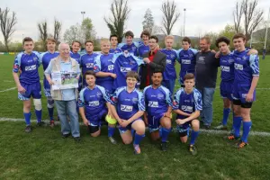 Mehr über den Artikel erfahren BBBank rüstete U16-Team des SCN aus
